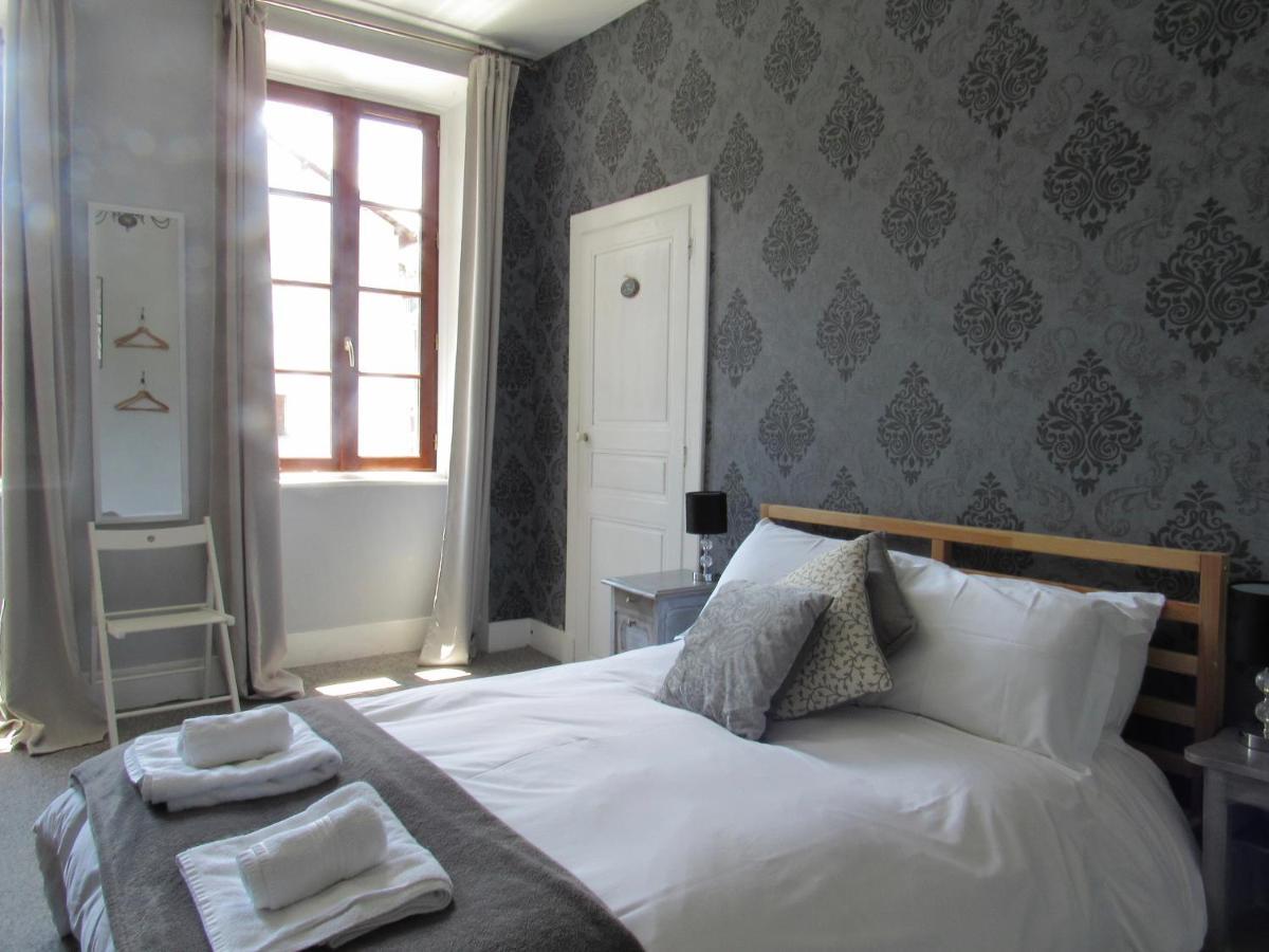 Les Deux Rives Bed & Breakfast Cierp Exterior foto