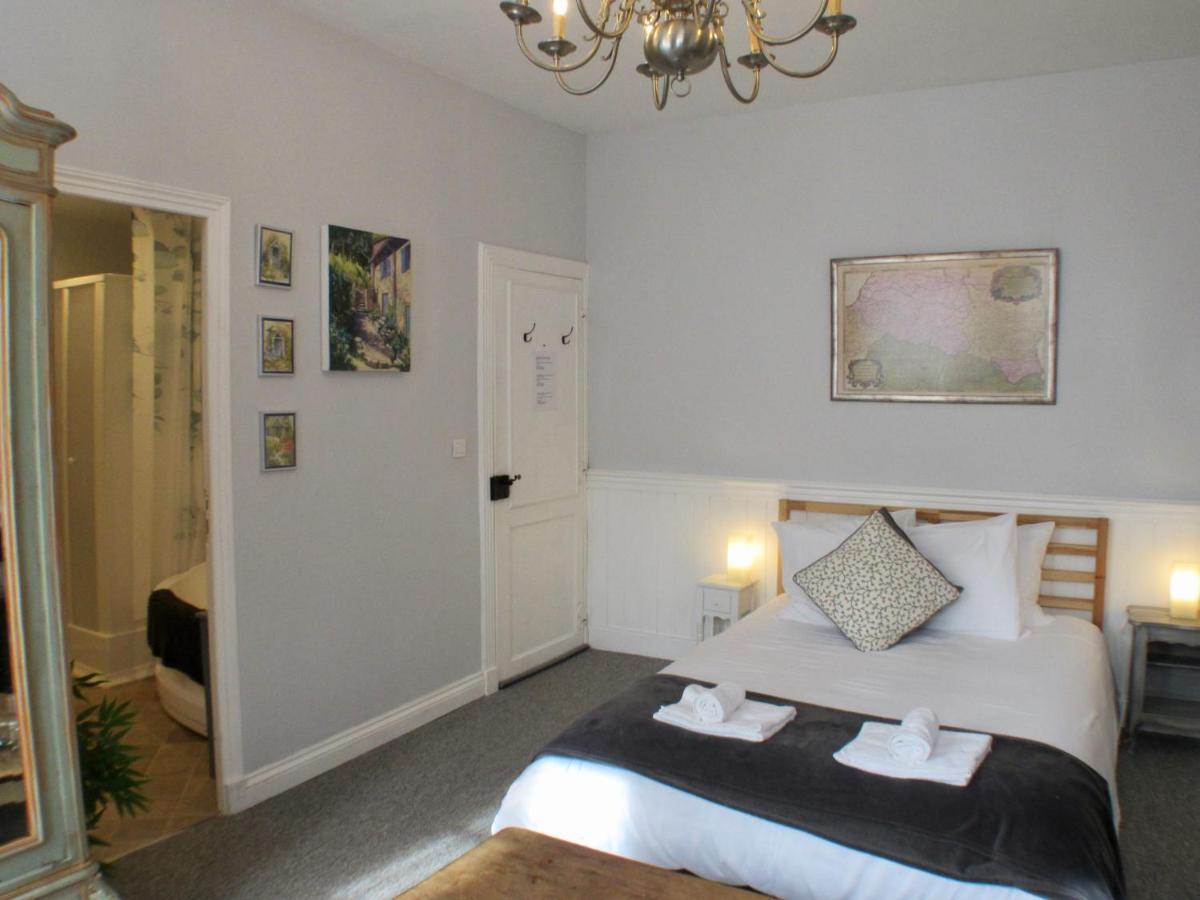 Les Deux Rives Bed & Breakfast Cierp Exterior foto